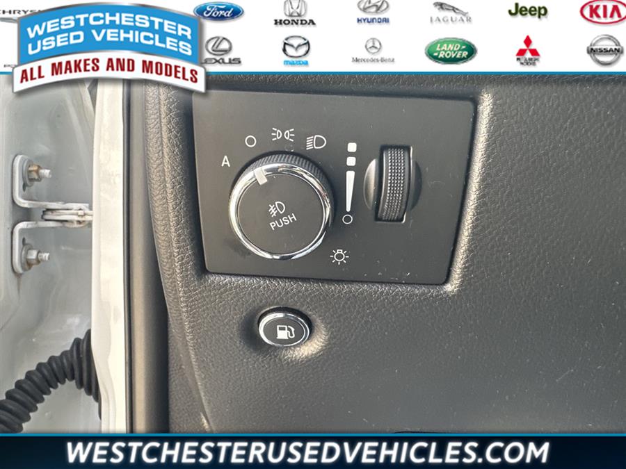 2020 Jeep Grand Cherokee Limited, available for sale in White Plains, New York | Westchester Used Vehicles. White Plains, New York 2020 Jeep Grand Cherokee Limited, available for sale in White Plains, New York | Westchester Used Vehicles. White Plains, New York