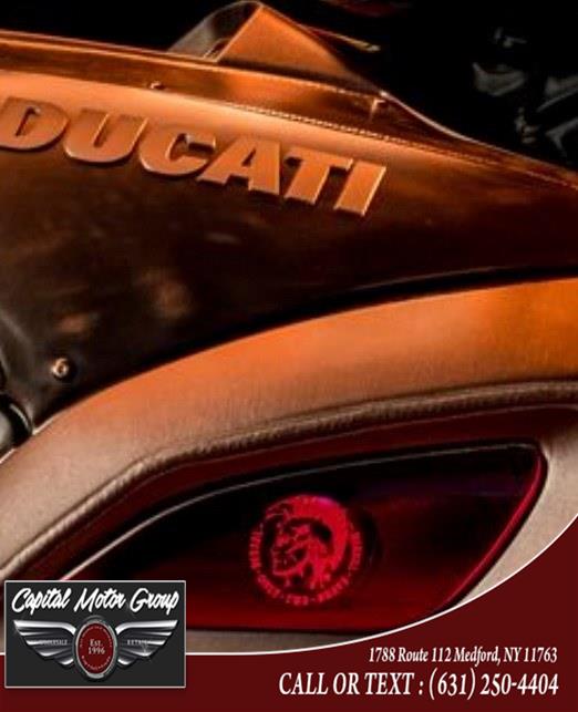 2017 Ducati Diavel + Auto photo