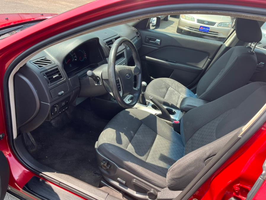 2010 Ford Fusion 4dr Sdn SE FWD, available for sale in East Windsor, Connecticut | CT Car Co LLC. East Windsor, Connecticut 2010 Ford Fusion 4dr Sdn SE FWD, available for sale in East Windsor, Connecticut | CT Car Co LLC. East Windsor, Connecticut
