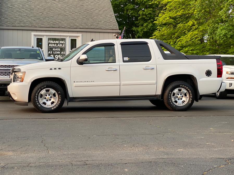 2007 Chevrolet Avalanche 4WD Crew Cab 130" LT w/1LT, available for sale in Canton, Connecticut | Lava Motors 2 Inc. Canton, Connecticut 2007 Chevrolet Avalanche 4WD Crew Cab 130" LT w/1LT, available for sale in Canton, Connecticut | Lava Motors 2 Inc. Canton, Connecticut