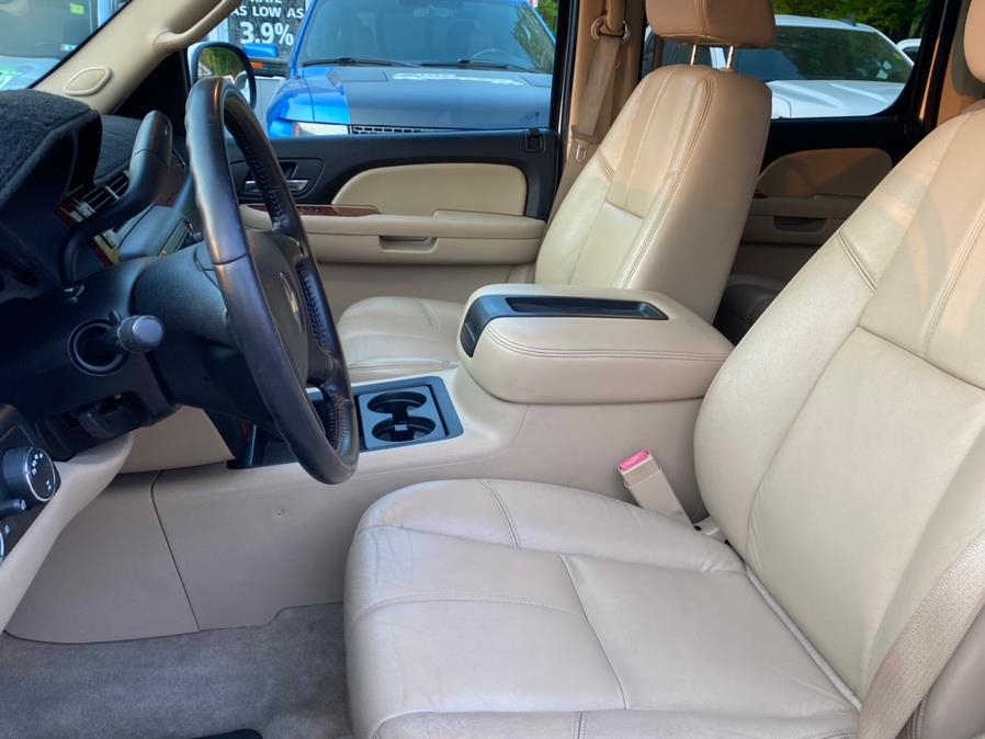 2007 Chevrolet Avalanche 4WD Crew Cab 130" LT w/1LT, available for sale in Canton, Connecticut | Lava Motors 2 Inc. Canton, Connecticut 2007 Chevrolet Avalanche 4WD Crew Cab 130" LT w/1LT, available for sale in Canton, Connecticut | Lava Motors 2 Inc. Canton, Connecticut