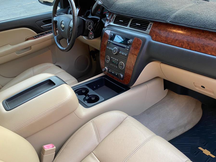 2007 Chevrolet Avalanche 4WD Crew Cab 130" LT w/1LT, available for sale in Canton, Connecticut | Lava Motors 2 Inc. Canton, Connecticut 2007 Chevrolet Avalanche 4WD Crew Cab 130" LT w/1LT, available for sale in Canton, Connecticut | Lava Motors 2 Inc. Canton, Connecticut