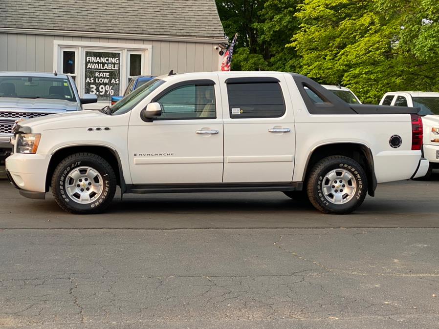 2007 Chevrolet Avalanche 4WD Crew Cab 130" LT w/1LT, available for sale in Canton, Connecticut | Lava Motors 2 Inc. Canton, Connecticut 2007 Chevrolet Avalanche 4WD Crew Cab 130" LT w/1LT, available for sale in Canton, Connecticut | Lava Motors 2 Inc. Canton, Connecticut