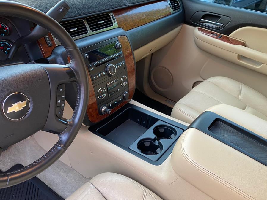 2007 Chevrolet Avalanche 4WD Crew Cab 130" LT w/1LT, available for sale in Canton, Connecticut | Lava Motors 2 Inc. Canton, Connecticut 2007 Chevrolet Avalanche 4WD Crew Cab 130" LT w/1LT, available for sale in Canton, Connecticut | Lava Motors 2 Inc. Canton, Connecticut