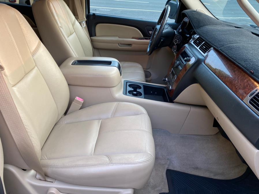 2007 Chevrolet Avalanche 4WD Crew Cab 130" LT w/1LT, available for sale in Canton, Connecticut | Lava Motors 2 Inc. Canton, Connecticut 2007 Chevrolet Avalanche 4WD Crew Cab 130" LT w/1LT, available for sale in Canton, Connecticut | Lava Motors 2 Inc. Canton, Connecticut