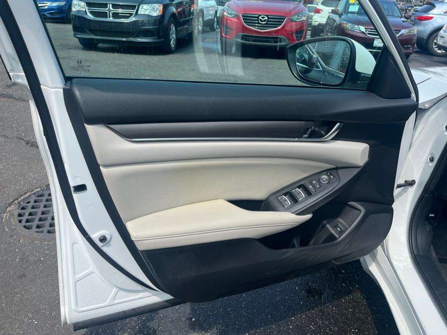 2021 Honda Accord Sedan LX 1.5T CVT, available for sale in Elmont, New York | Sunrise of Elmont. Elmont, New York 2021 Honda Accord Sedan LX 1.5T CVT, available for sale in Elmont, New York | Sunrise of Elmont. Elmont, New York