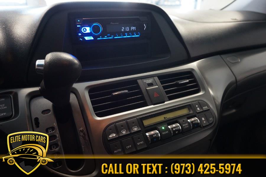 2006 Honda Odyssey 5dr EX AT, available for sale in Newark, New Jersey | Elite Motor Cars. Newark, New Jersey 2006 Honda Odyssey 5dr EX AT, available for sale in Newark, New Jersey | Elite Motor Cars. Newark, New Jersey