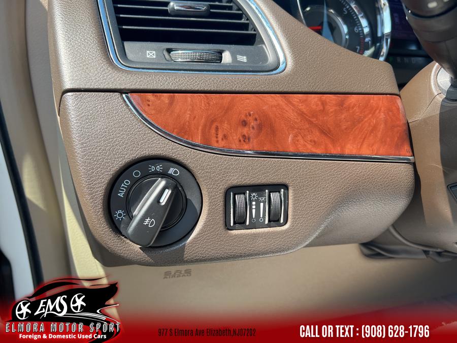 2011 Chrysler Town & Country 4dr Wgn Touring-L, available for sale in Elizabeth, New Jersey | Elmora Motor Sports. Elizabeth, New Jersey 2011 Chrysler Town & Country 4dr Wgn Touring-L, available for sale in Elizabeth, New Jersey | Elmora Motor Sports. Elizabeth, New Jersey