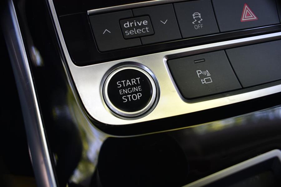 2021 Audi Q8 quattro Premium Plus 55 TFSI AWD 4dr SUV, available for sale in Great Neck, New York | Camy Cars. Great Neck, New York 2021 Audi Q8 quattro Premium Plus 55 TFSI AWD 4dr SUV, available for sale in Great Neck, New York | Camy Cars. Great Neck, New York