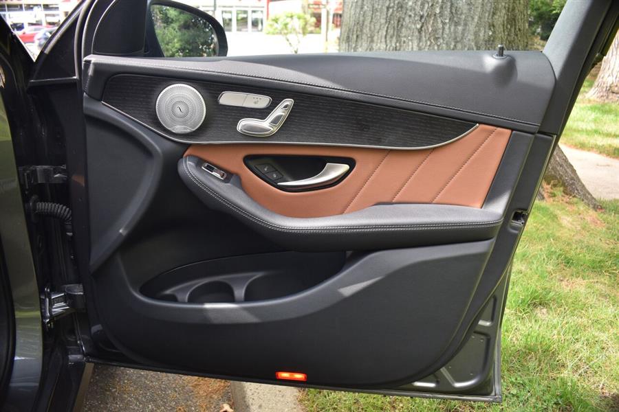 2020 Mercedes-benz Glc GLC 300 4MATIC AWD 4dr Coupe, available for sale in Great Neck, New York | Camy Cars. Great Neck, New York 2020 Mercedes-benz Glc GLC 300 4MATIC AWD 4dr Coupe, available for sale in Great Neck, New York | Camy Cars. Great Neck, New York