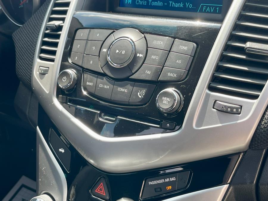 2015 Chevrolet Cruze 4dr Sdn Auto 1LT, available for sale in Darien, Wisconsin | Geneva Motor Cars. Darien, Wisconsin 2015 Chevrolet Cruze 4dr Sdn Auto 1LT, available for sale in Darien, Wisconsin | Geneva Motor Cars. Darien, Wisconsin