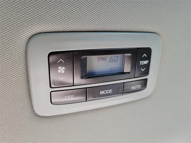 2016 Toyota Sienna Limited Premium, available for sale in Stratford, Connecticut | Wiz Leasing Inc. Stratford, Connecticut 2016 Toyota Sienna Limited Premium, available for sale in Stratford, Connecticut | Wiz Leasing Inc. Stratford, Connecticut