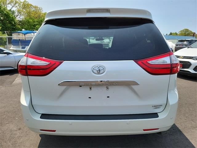 2016 Toyota Sienna Limited Premium, available for sale in Stratford, Connecticut | Wiz Leasing Inc. Stratford, Connecticut 2016 Toyota Sienna Limited Premium, available for sale in Stratford, Connecticut | Wiz Leasing Inc. Stratford, Connecticut