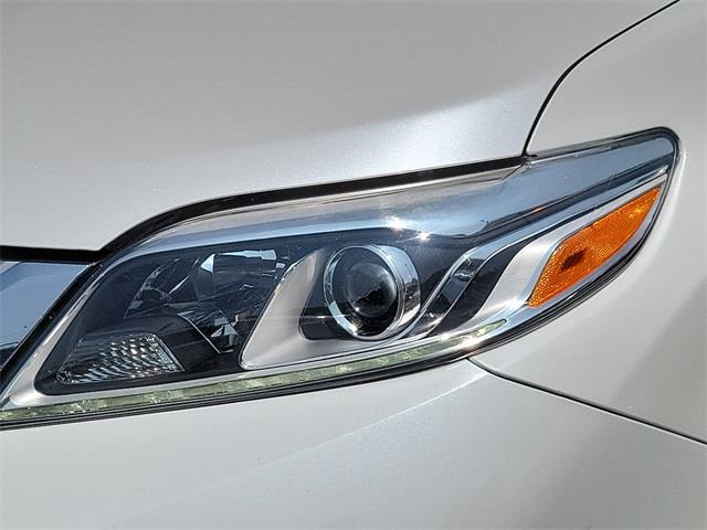2016 Toyota Sienna Limited Premium, available for sale in Stratford, Connecticut | Wiz Leasing Inc. Stratford, Connecticut 2016 Toyota Sienna Limited Premium, available for sale in Stratford, Connecticut | Wiz Leasing Inc. Stratford, Connecticut