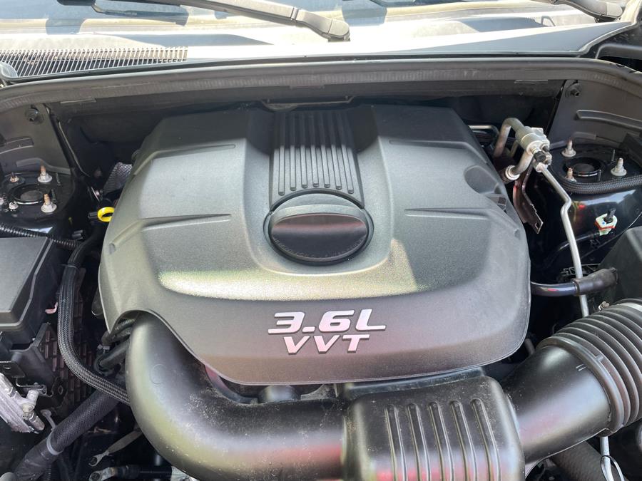 2014 Jeep Grand Cherokee 4WD 4dr Limited, available for sale in Agawam, Massachusetts | Malkoon Motors. Agawam, Massachusetts 2014 Jeep Grand Cherokee 4WD 4dr Limited, available for sale in Agawam, Massachusetts | Malkoon Motors. Agawam, Massachusetts