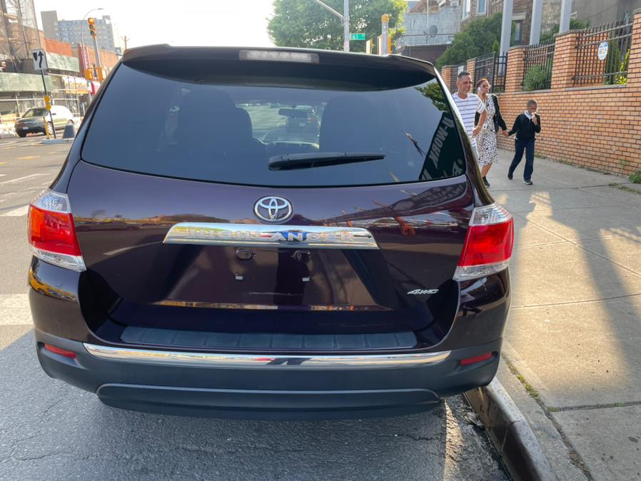 2013 Toyota Highlander 4WD, available for sale in Jamaica, New York | Sylhet Motors Inc.. Jamaica, New York 2013 Toyota Highlander 4WD, available for sale in Jamaica, New York | Sylhet Motors Inc.. Jamaica, New York