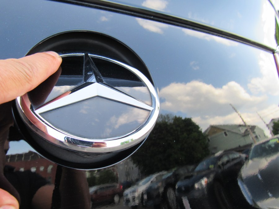 2019 Mercedes-Benz GLC 43 AMG, available for sale in Worcester, Massachusetts | Hilario's Auto Sales Inc.. Worcester, Massachusetts 2019 Mercedes-Benz GLC 43 AMG, available for sale in Worcester, Massachusetts | Hilario's Auto Sales Inc.. Worcester, Massachusetts