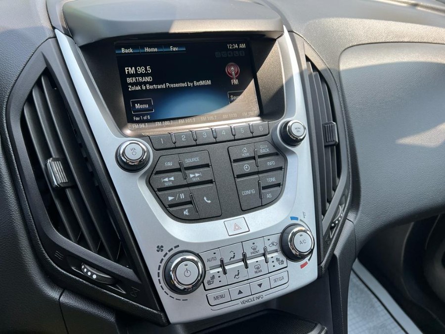 2017 Chevrolet Equinox AWD 4dr LT w/1LT, available for sale in Peabody, Massachusetts | New Star Motors. Peabody, Massachusetts 2017 Chevrolet Equinox AWD 4dr LT w/1LT, available for sale in Peabody, Massachusetts | New Star Motors. Peabody, Massachusetts