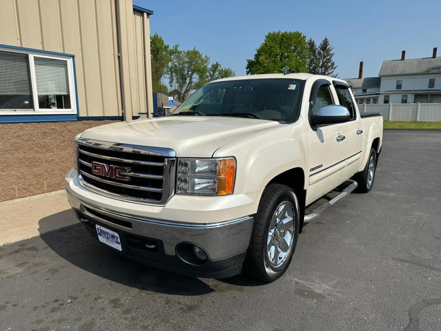 2013 GMC Sierra 1500 4WD Crew Cab 143.5" SLT, available for sale in East Windsor, Connecticut | Century Auto And Truck. East Windsor, Connecticut