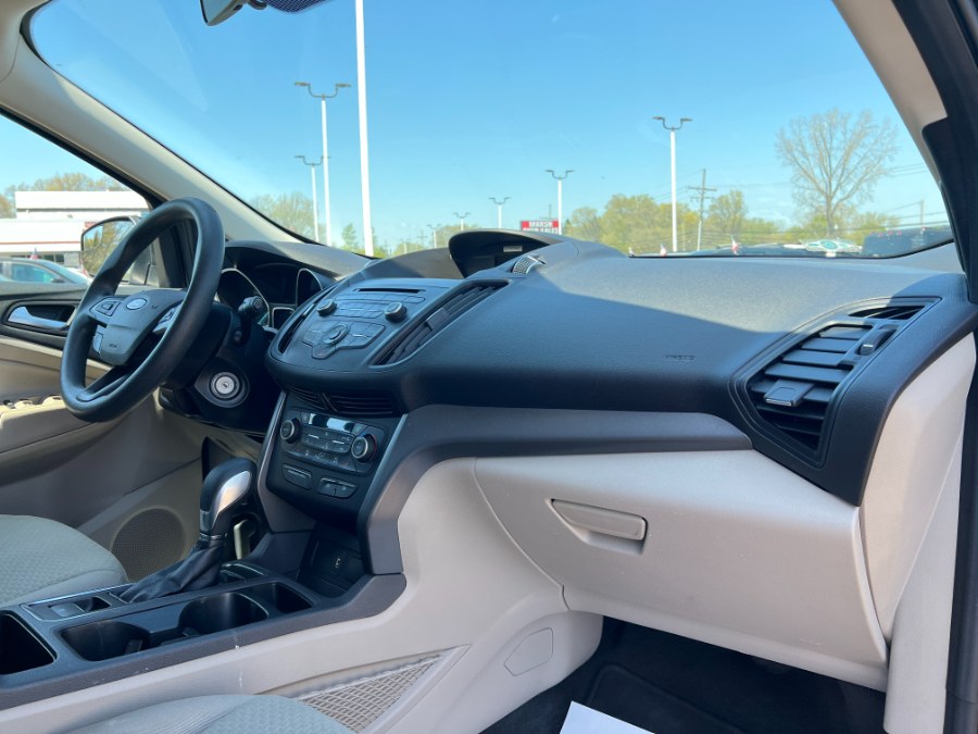2018 Ford Escape SE 4WD, available for sale in Ortonville, Michigan | Marsh Auto Sales LLC. Ortonville, Michigan 2018 Ford Escape SE 4WD, available for sale in Ortonville, Michigan | Marsh Auto Sales LLC. Ortonville, Michigan