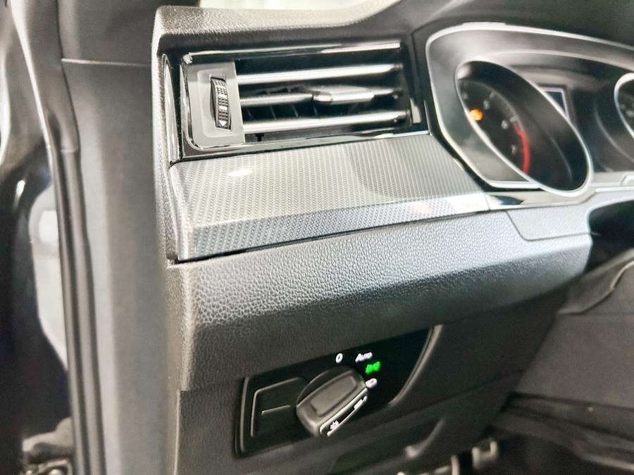 2019 Volkswagen Arteon SE R-Line, available for sale in Franklin Square, New York | Luxury Motor Club. Franklin Square, New York 2019 Volkswagen Arteon SE R-Line, available for sale in Franklin Square, New York | Luxury Motor Club. Franklin Square, New York