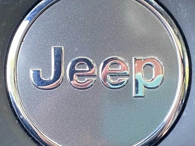 2021 Jeep Grand Cherokee Limited, available for sale in Bronx, New York | Eastchester Motor Cars. Bronx, New York 2021 Jeep Grand Cherokee Limited, available for sale in Bronx, New York | Eastchester Motor Cars. Bronx, New York