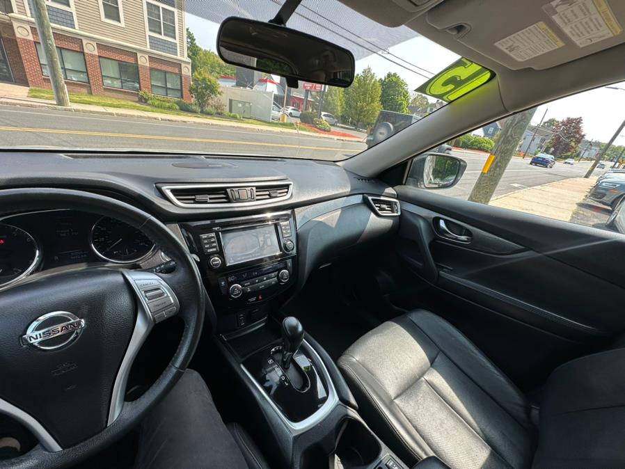 2015 Nissan Rogue AWD 4dr SL, available for sale in Manchester, Connecticut | Carsonmain LLC. Manchester, Connecticut 2015 Nissan Rogue AWD 4dr SL, available for sale in Manchester, Connecticut | Carsonmain LLC. Manchester, Connecticut