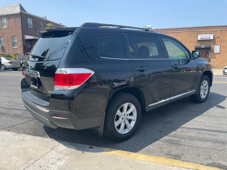2013 Toyota Highlander 4WD 4dr V6 SE (Natl), available for sale in Brooklyn, New York | Worlds Best Auto Inc. Brooklyn, New York 2013 Toyota Highlander 4WD 4dr V6 SE (Natl), available for sale in Brooklyn, New York | Worlds Best Auto Inc. Brooklyn, New York