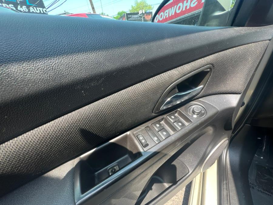 2016 Chevrolet Cruze Limited 4dr Sdn Auto LT w/1LT, available for sale in Lodi, New Jersey | Route 46 Auto Sales Inc. Lodi, New Jersey 2016 Chevrolet Cruze Limited 4dr Sdn Auto LT w/1LT, available for sale in Lodi, New Jersey | Route 46 Auto Sales Inc. Lodi, New Jersey
