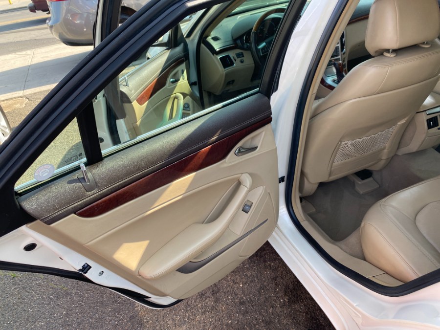 2009 Cadillac CTS 4dr Sdn AWD w/1SA, available for sale in Middle Village, New York | Middle Village Motors . Middle Village, New York 2009 Cadillac CTS 4dr Sdn AWD w/1SA, available for sale in Middle Village, New York | Middle Village Motors . Middle Village, New York