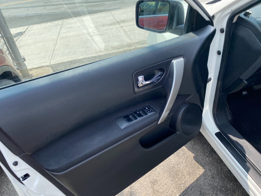 2008 Nissan Rogue AWD 4dr SL w/CA Emissions, available for sale in Middle Village, New York | Middle Village Motors . Middle Village, New York 2008 Nissan Rogue AWD 4dr SL w/CA Emissions, available for sale in Middle Village, New York | Middle Village Motors . Middle Village, New York