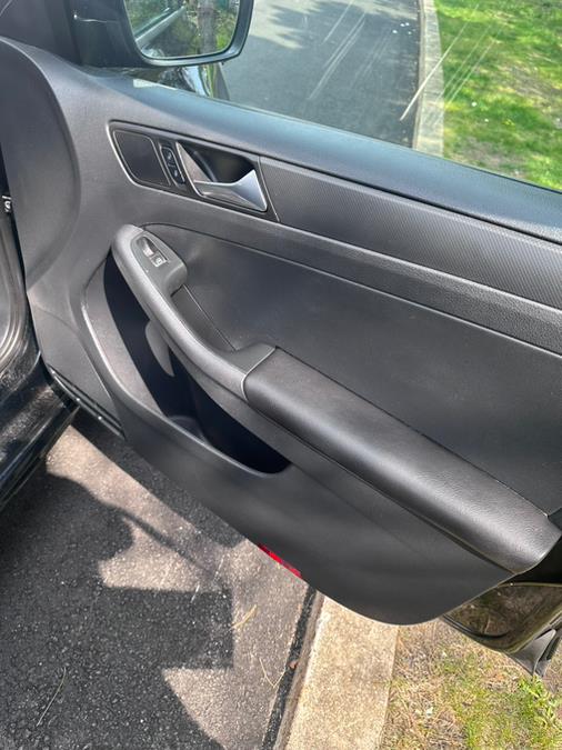 2013 Volkswagen Jetta Sedan 4dr Auto S *Ltd Avail*, available for sale in Revere, Massachusetts | Wonderland Auto. Revere, Massachusetts 2013 Volkswagen Jetta Sedan 4dr Auto S *Ltd Avail*, available for sale in Revere, Massachusetts | Wonderland Auto. Revere, Massachusetts