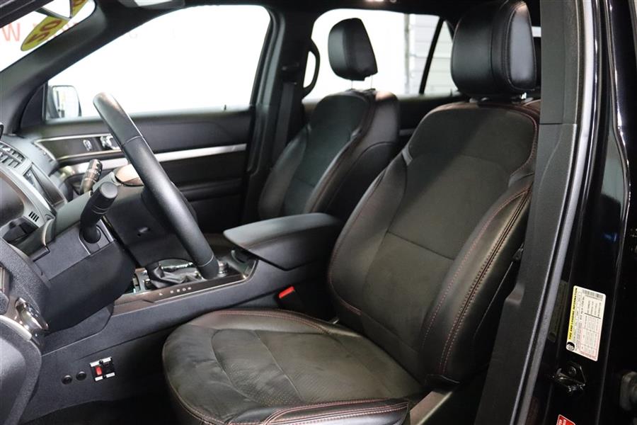 2019 Ford Explorer XLT, available for sale in Paterson, New Jersey | Fast Track Motors. Paterson, New Jersey 2019 Ford Explorer XLT, available for sale in Paterson, New Jersey | Fast Track Motors. Paterson, New Jersey