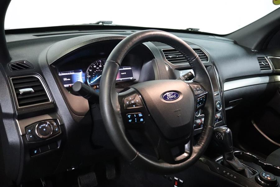 2019 Ford Explorer XLT, available for sale in Paterson, New Jersey | Fast Track Motors. Paterson, New Jersey 2019 Ford Explorer XLT, available for sale in Paterson, New Jersey | Fast Track Motors. Paterson, New Jersey