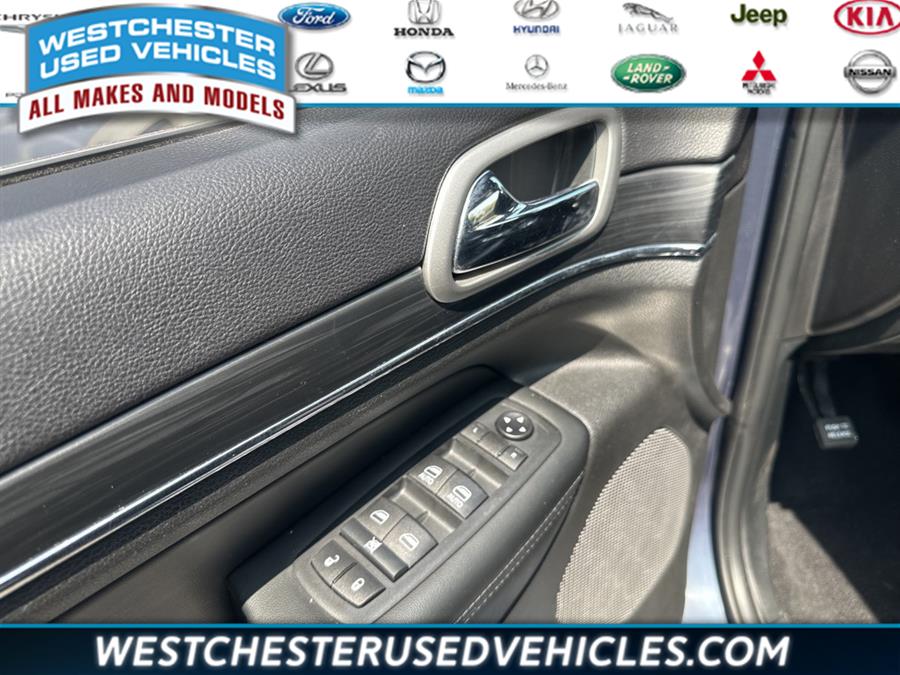 2020 Jeep Grand Cherokee Limited, available for sale in White Plains, New York | Westchester Used Vehicles. White Plains, New York 2020 Jeep Grand Cherokee Limited, available for sale in White Plains, New York | Westchester Used Vehicles. White Plains, New York
