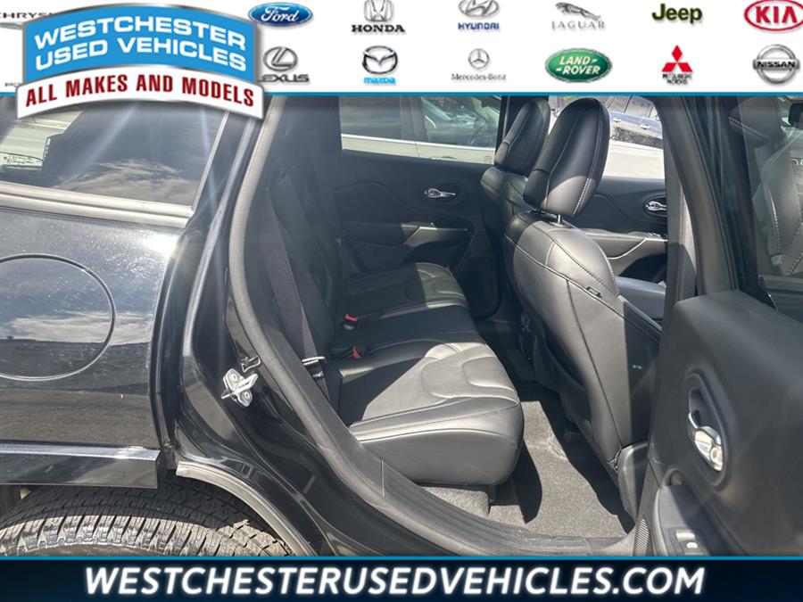 2020 Jeep Cherokee Limited, available for sale in White Plains, New York | Westchester Used Vehicles. White Plains, New York 2020 Jeep Cherokee Limited, available for sale in White Plains, New York | Westchester Used Vehicles. White Plains, New York