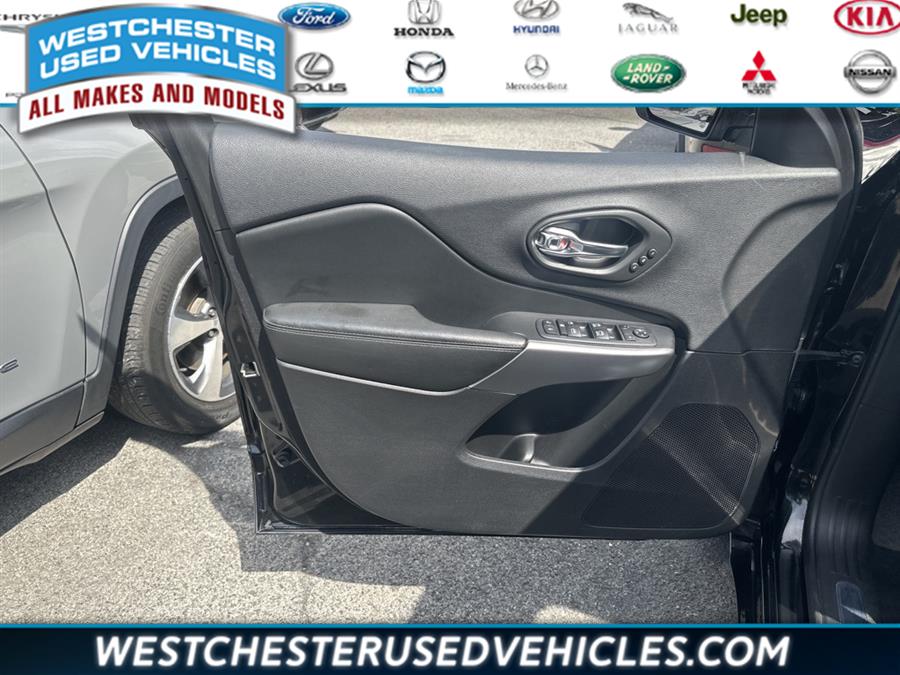 2020 Jeep Cherokee Limited, available for sale in White Plains, New York | Westchester Used Vehicles. White Plains, New York 2020 Jeep Cherokee Limited, available for sale in White Plains, New York | Westchester Used Vehicles. White Plains, New York
