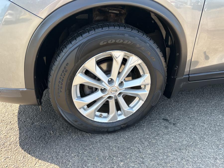 2015 NISSAN ROGUE SV AWD 4dr SV, available for sale in Milford, Connecticut | Superior Motors LLC. Milford, Connecticut 2015 NISSAN ROGUE SV AWD 4dr SV, available for sale in Milford, Connecticut | Superior Motors LLC. Milford, Connecticut