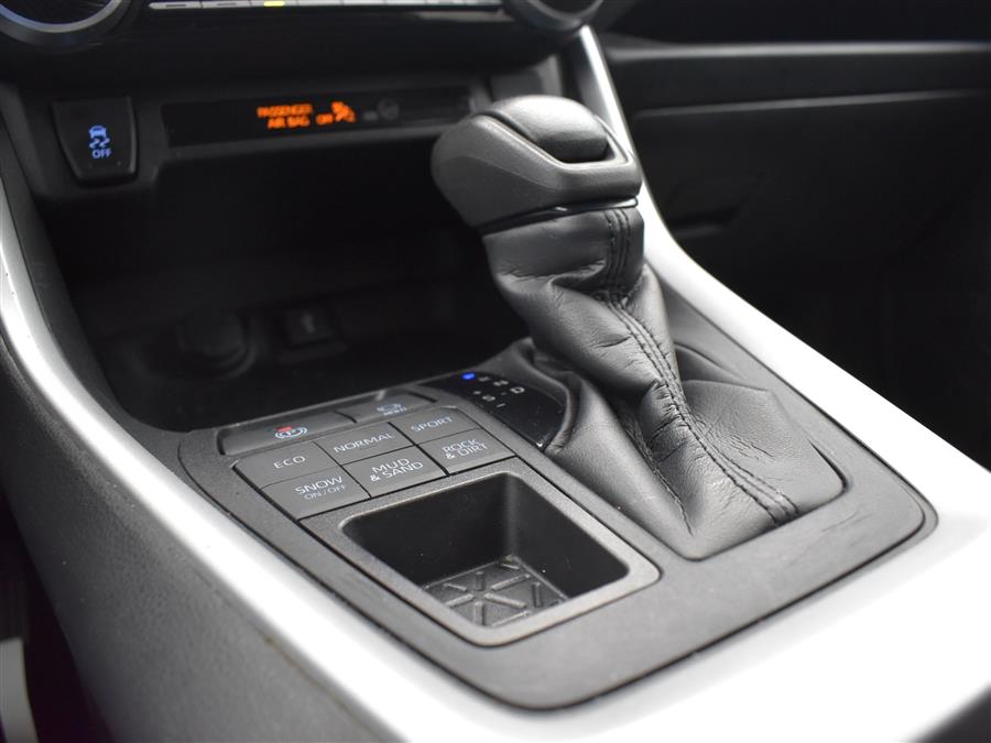 2021 Toyota RAV4 XLE AWD (Natl), available for sale in Irvington, New Jersey | Foreign Auto Imports. Irvington, New Jersey 2021 Toyota RAV4 XLE AWD (Natl), available for sale in Irvington, New Jersey | Foreign Auto Imports. Irvington, New Jersey