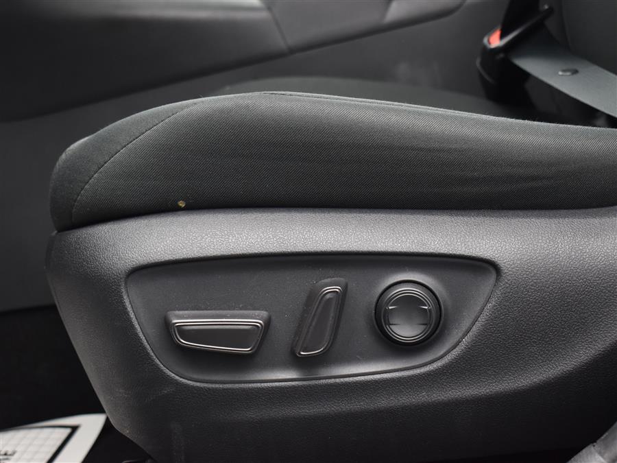 2021 Toyota RAV4 XLE AWD (Natl), available for sale in Irvington, New Jersey | Foreign Auto Imports. Irvington, New Jersey 2021 Toyota RAV4 XLE AWD (Natl), available for sale in Irvington, New Jersey | Foreign Auto Imports. Irvington, New Jersey