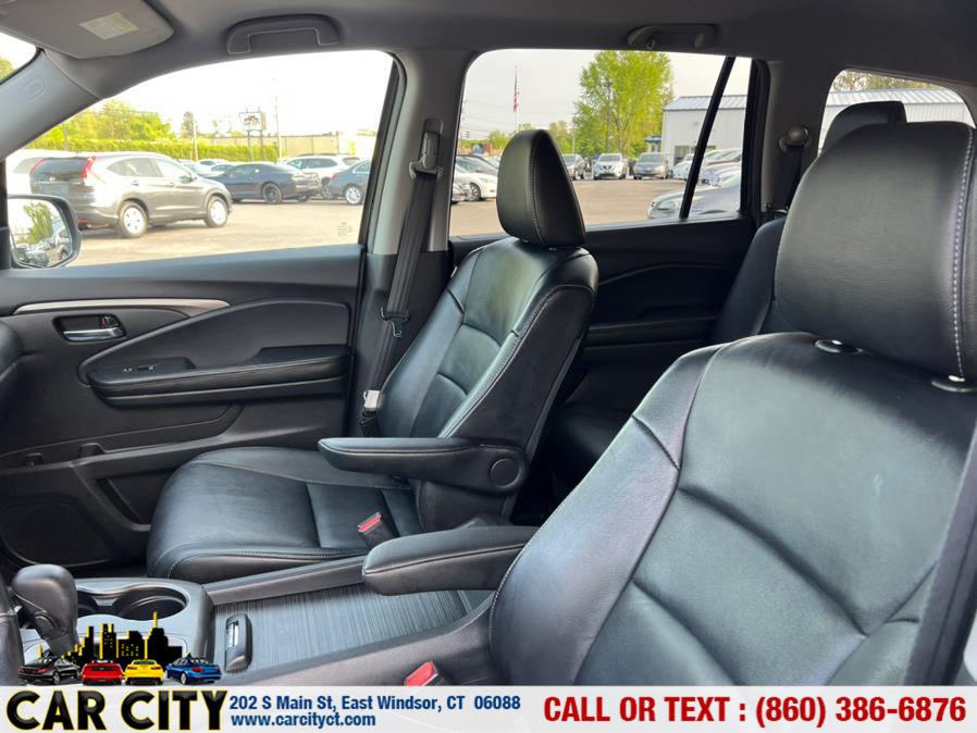 2016 Honda Pilot AWD 4dr EX-L, available for sale in East Windsor, Connecticut | Car City LLC. East Windsor, Connecticut 2016 Honda Pilot AWD 4dr EX-L, available for sale in East Windsor, Connecticut | Car City LLC. East Windsor, Connecticut