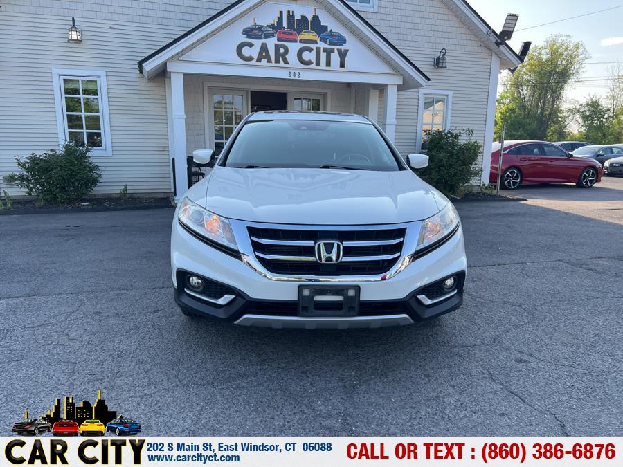 2014 Honda Crosstour 4WD V6 5dr EX-L, available for sale in East Windsor, Connecticut | Car City LLC. East Windsor, Connecticut 2014 Honda Crosstour 4WD V6 5dr EX-L, available for sale in East Windsor, Connecticut | Car City LLC. East Windsor, Connecticut