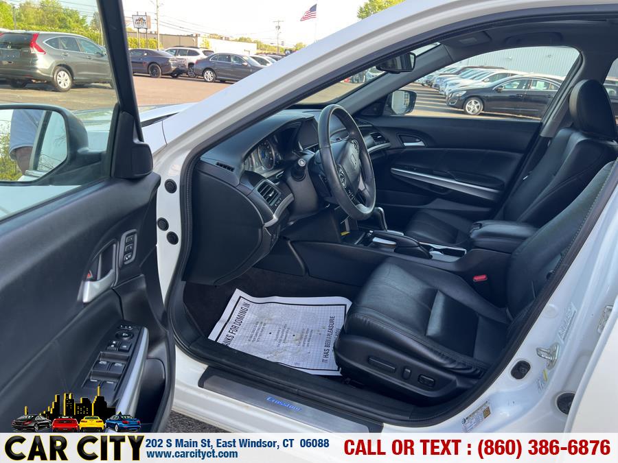2014 Honda Crosstour 4WD V6 5dr EX-L, available for sale in East Windsor, Connecticut | Car City LLC. East Windsor, Connecticut 2014 Honda Crosstour 4WD V6 5dr EX-L, available for sale in East Windsor, Connecticut | Car City LLC. East Windsor, Connecticut