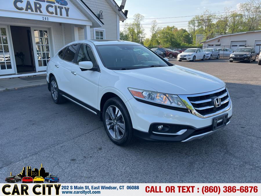 2014 Honda Crosstour 4WD V6 5dr EX-L, available for sale in East Windsor, Connecticut | Car City LLC. East Windsor, Connecticut 2014 Honda Crosstour 4WD V6 5dr EX-L, available for sale in East Windsor, Connecticut | Car City LLC. East Windsor, Connecticut