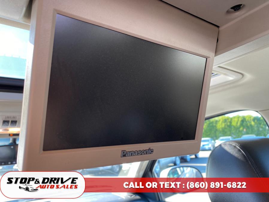 2013 Chevrolet Suburban 4WD 4dr 1500 LT, available for sale in East Windsor, Connecticut | Stop & Drive Auto Sales. East Windsor, Connecticut 2013 Chevrolet Suburban 4WD 4dr 1500 LT, available for sale in East Windsor, Connecticut | Stop & Drive Auto Sales. East Windsor, Connecticut