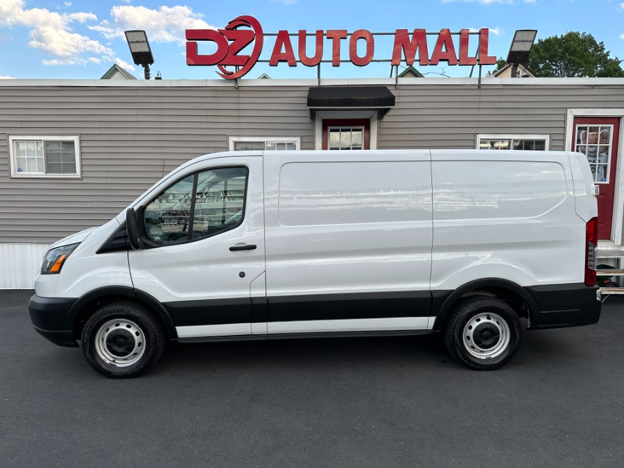 Used Ford Transit Van T-150 130" Low Rf 8600 GVWR Sliding RH Dr 2019 | DZ Automall. Paterson, New Jersey