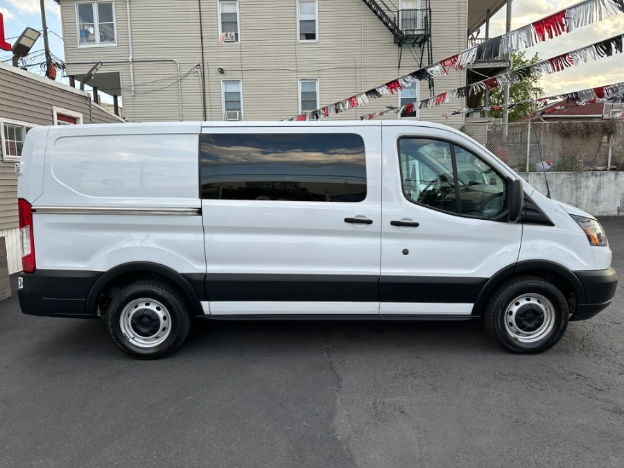 2019 Ford Transit Van T-150 130" Low Rf 8600 GVWR Sliding RH Dr, available for sale in Paterson, New Jersey | DZ Automall. Paterson, New Jersey