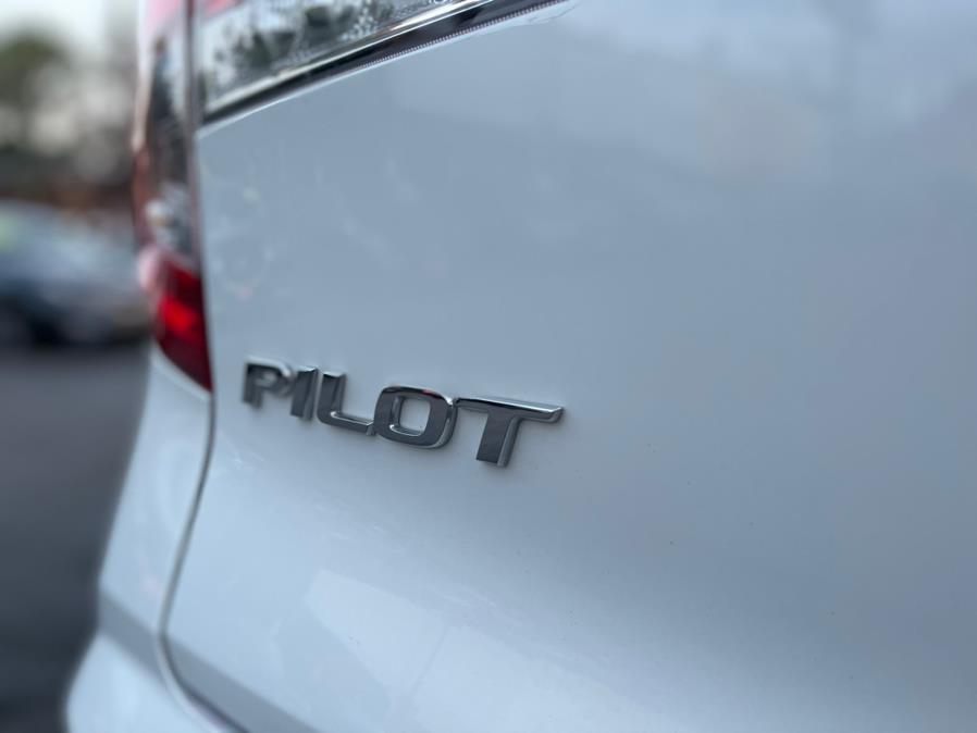 2020 Honda Pilot EX-L AWD, available for sale in Irvington , New Jersey | Auto Haus of Irvington Corp. Irvington , New Jersey 2020 Honda Pilot EX-L AWD, available for sale in Irvington , New Jersey | Auto Haus of Irvington Corp. Irvington , New Jersey