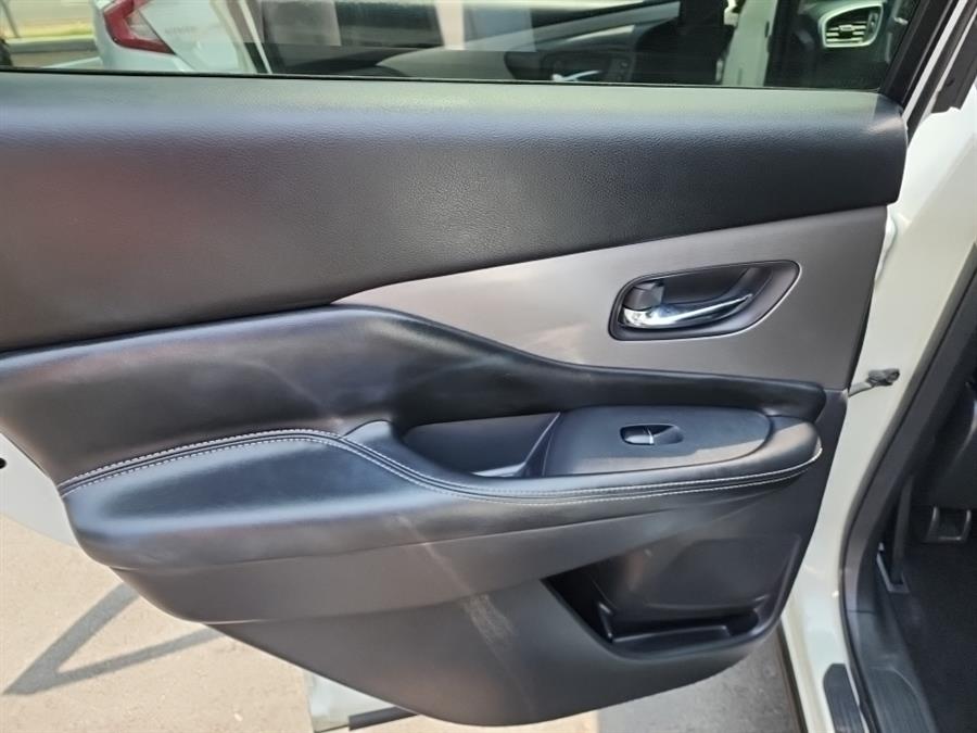 2020 Nissan Murano AWD SL, available for sale in Islip, New York | L.I. Auto Gallery. Islip, New York 2020 Nissan Murano AWD SL, available for sale in Islip, New York | L.I. Auto Gallery. Islip, New York