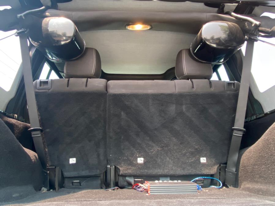 2015 Jeep Wrangler Unlimited 4WD 4dr Rubicon, available for sale in Canton, Connecticut | Lava Motors 2 Inc. Canton, Connecticut 2015 Jeep Wrangler Unlimited 4WD 4dr Rubicon, available for sale in Canton, Connecticut | Lava Motors 2 Inc. Canton, Connecticut